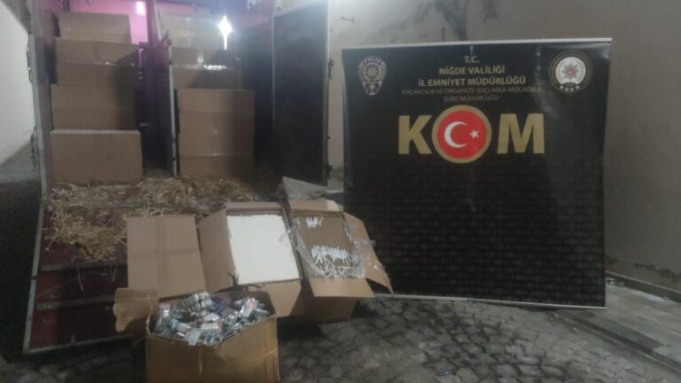 Niğde’de 1 milyon 165 bin dolu makaron ele geçirildi