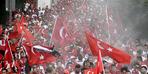 Türk hayranlardan büyük protesto!  Onu görünce yuhaladılar