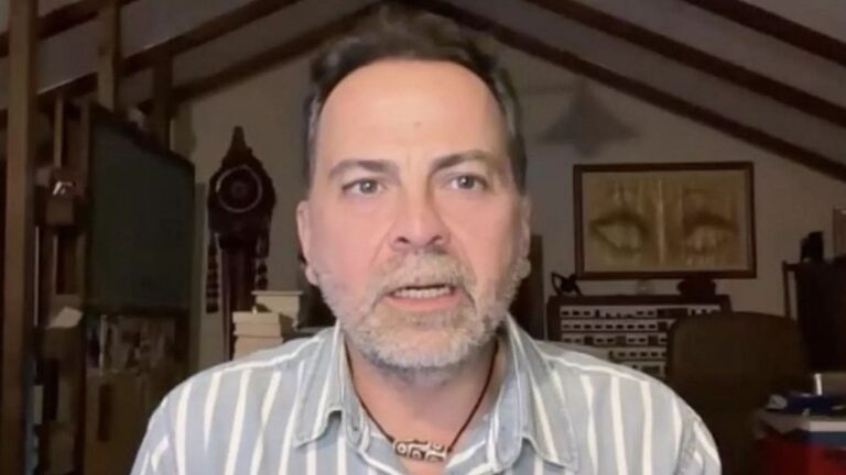 Sosyal medya paylaşımları nedeniyle tutuklanan Nasuh Mahruki tahliye edildi