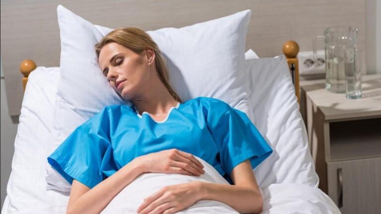 Seyahatlerde gizli ölüm riski: Yüksek ateşle başlıyor, organ yetmezliğiyle devam ediyor